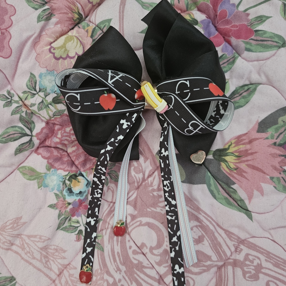 Black and White Bow Hair Accessory
